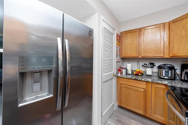 Building Photo - 360 N Bayshore Blvd