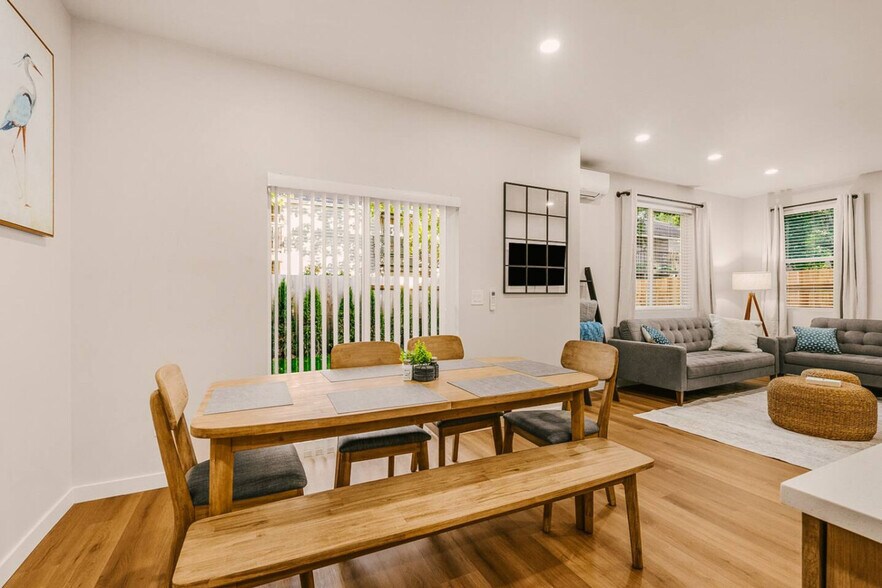 Building Photo - 3202 NW Division St