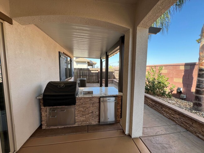 Building Photo - Gorgeous Lennar home in Anatolia!