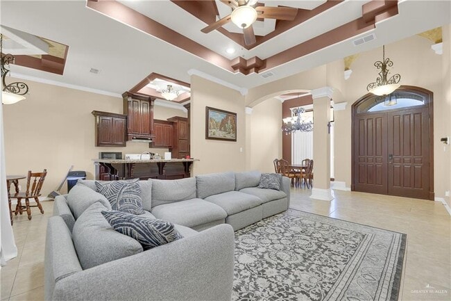 Building Photo - 19 N Dogwood St