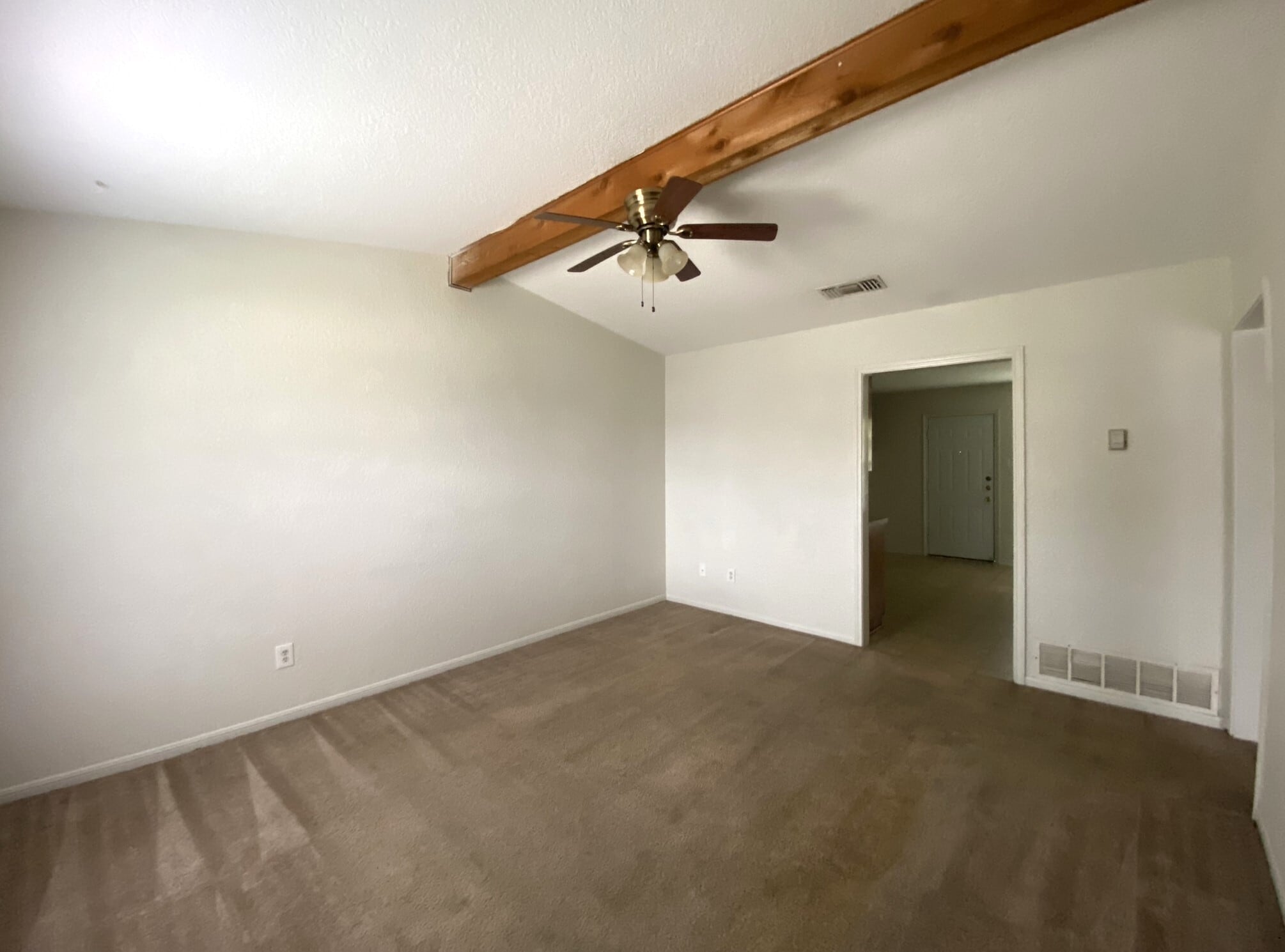 Building Photo - 4800 Rainbow Cir