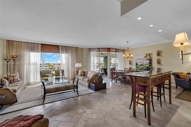 Building Photo - 19925 NE 39th Pl