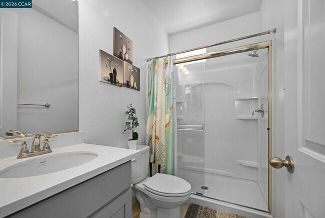 Building Photo - 296 Laurel Knoll Dr