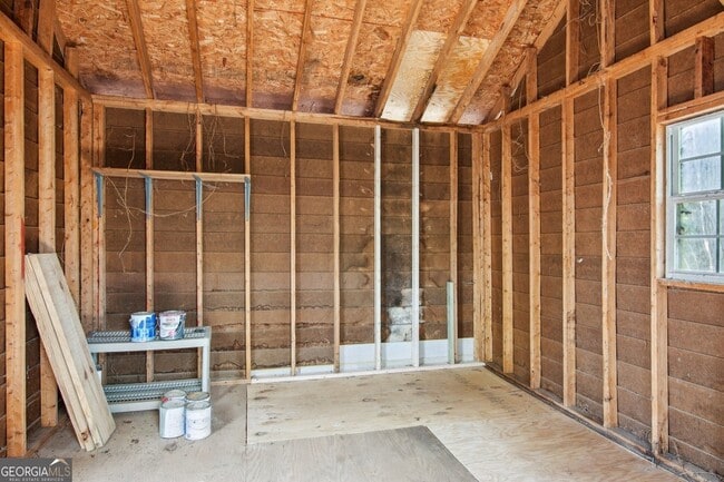 Building Photo - 2453 Falcon Ct