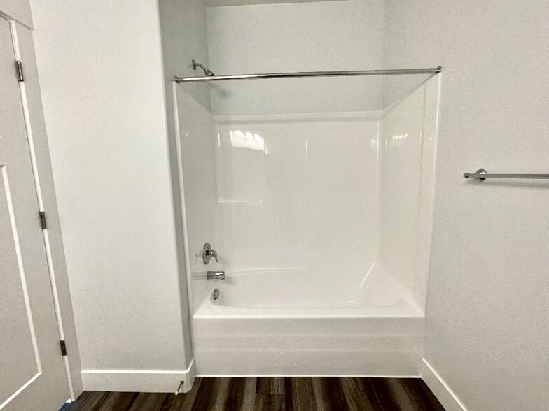 Building Photo - 13128 Keegan Dr