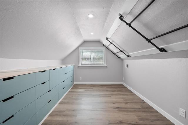 Building Photo - 703 Timberline Dr