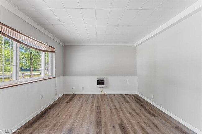 Building Photo - 7365 Chennault Dr