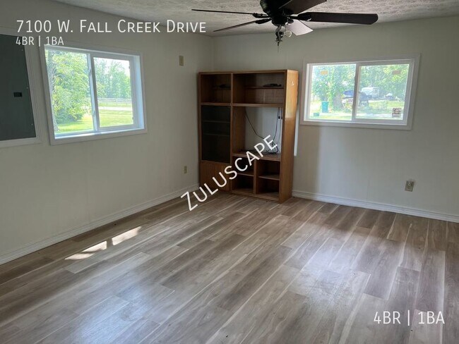 Building Photo - 7100 W Fall Creek Dr