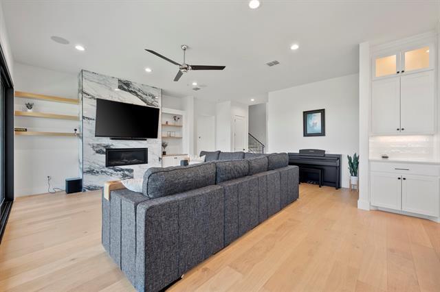 Building Photo - 5213 Havana Dr