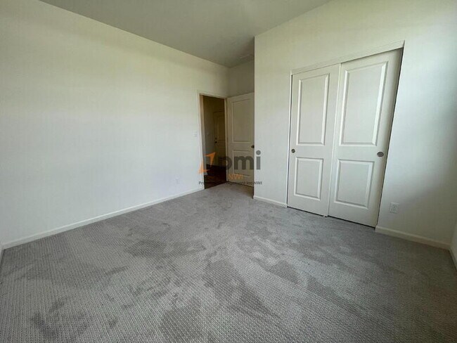 Building Photo - 7717 W 105th Pl