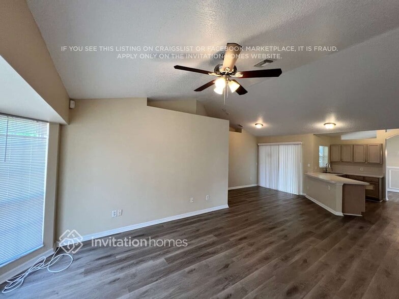 Building Photo - 1933 SW Lennox St