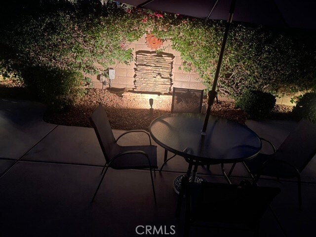 Building Photo - 35330 Rosemont Dr