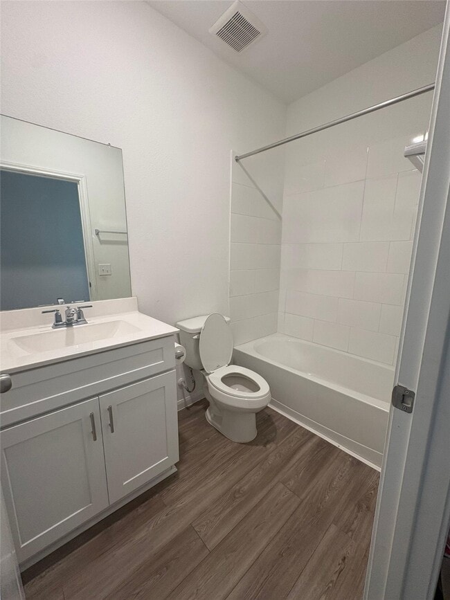 Building Photo - 1309 Grass Bnd Dr