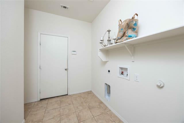 Building Photo - 1401 Nicholas Lane