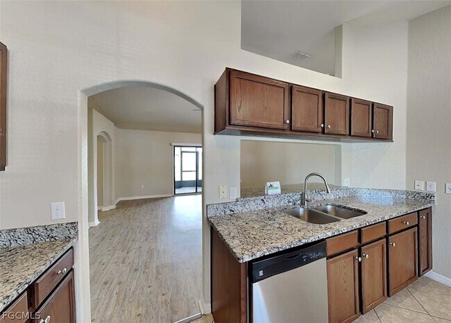 Building Photo - 202 SW 16th Terrace