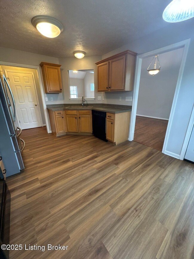 Building Photo - 6306 Labor Ln