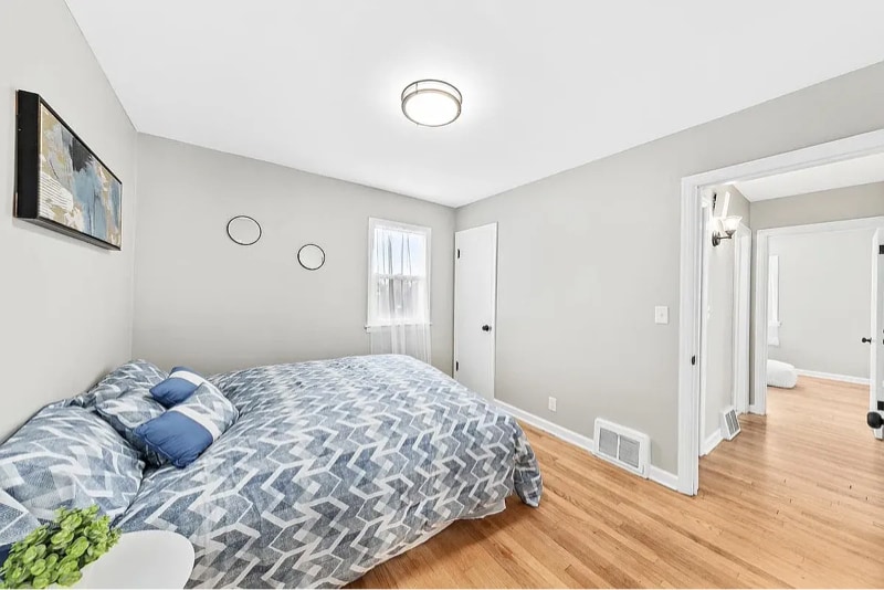 Building Photo - 4075 N 127th St