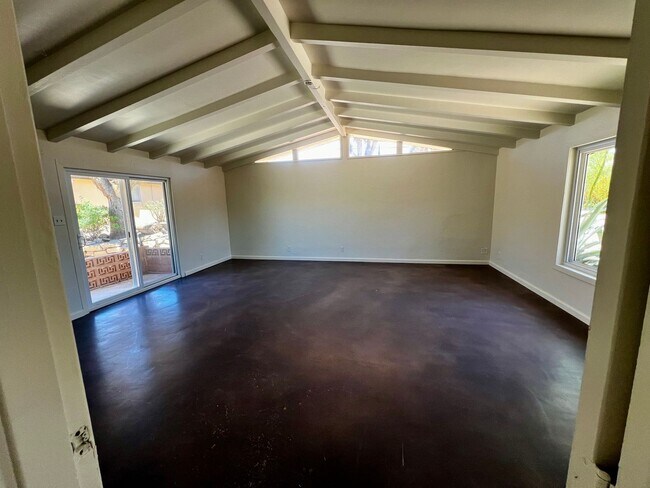 Building Photo - 56769 Joshua Dr