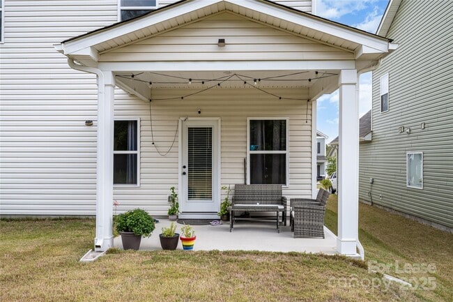 Building Photo - 9046 Evercrisp Ln