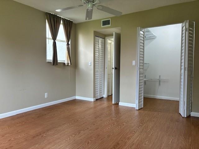 Building Photo - 2831 Somerset Dr