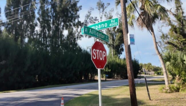 Building Photo - 4180 Pompano Rd