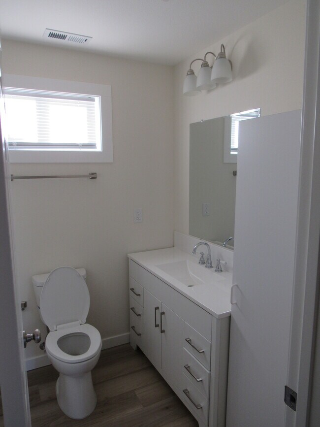 Guest bathroom - 2317 E 27th St