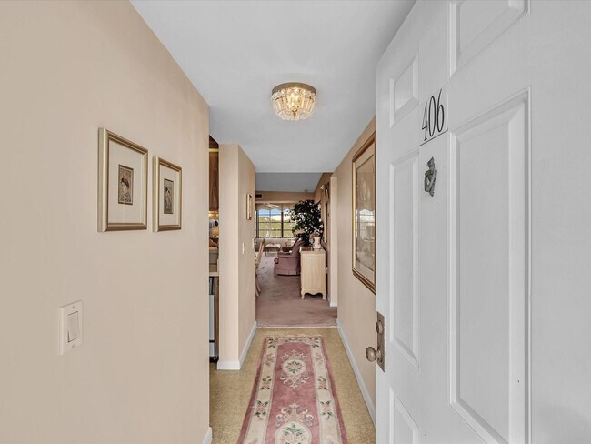 Building Photo - 6049 Balboa Cir