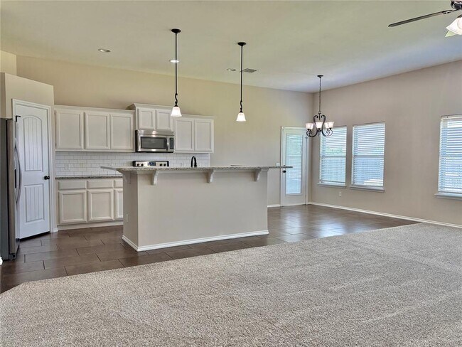 Building Photo - 709 SW 149th Pl