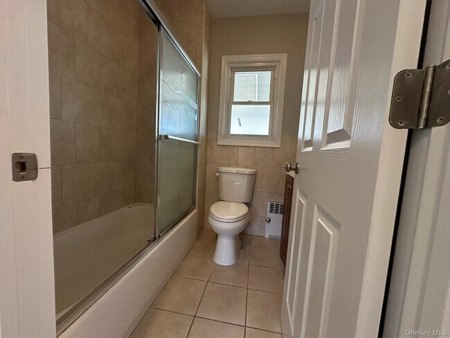 Building Photo - 149 W Market St