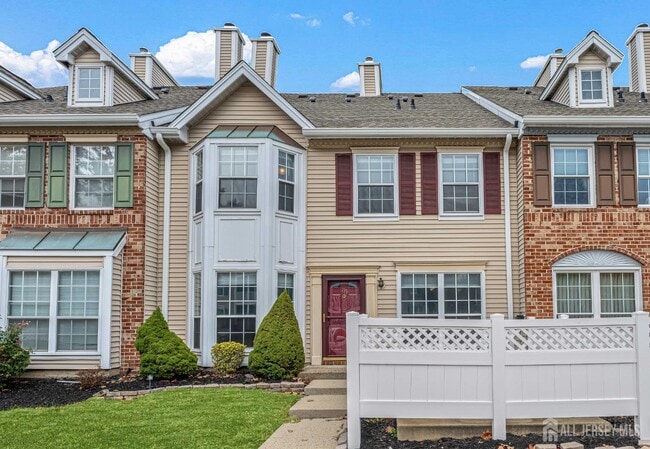 Building Photo - 115 Albury Way