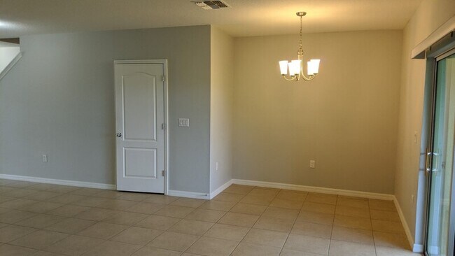Building Photo - 245 Arbor Lakes Dr