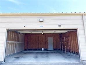 Building Photo - 10064 Emnora Ln