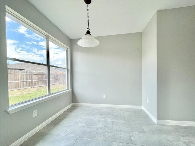 Building Photo - 10422 Iris Lake Ct