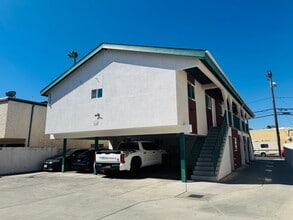 Building Photo - 7228 Independence Ave