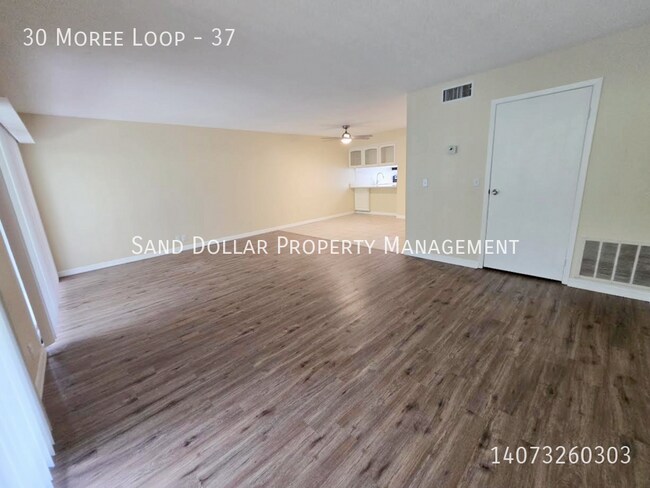 Building Photo - 30 Moree Loop