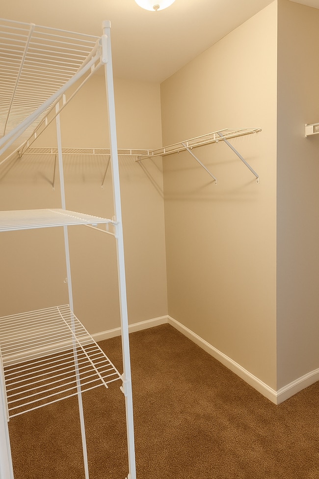 Building Photo - $300 Off First Months Rent. Beautiful 3 Be...