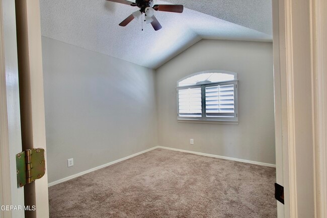 Building Photo - 12229 Kingsgate Ct