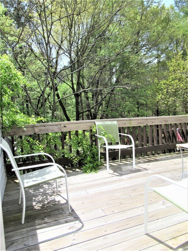 Building Photo - Home Available in Birmingham! Available to View Now! DEPOSIT PENDING!!!