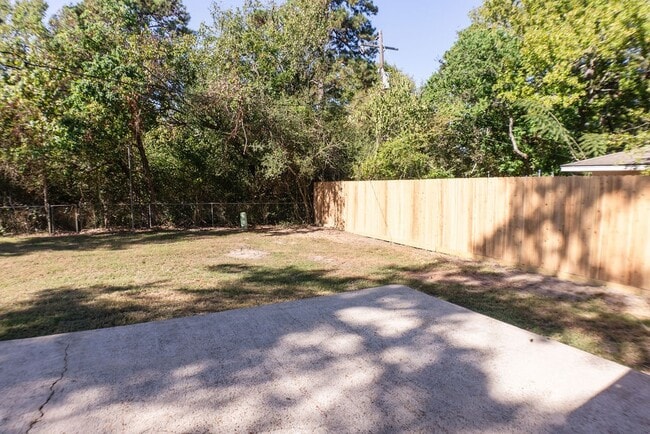 Building Photo - 3312 Old Houston Rd