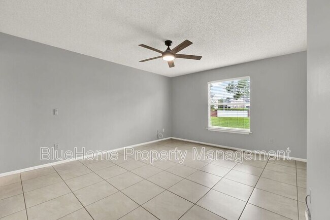Building Photo - 5405 Lake Margaret Dr