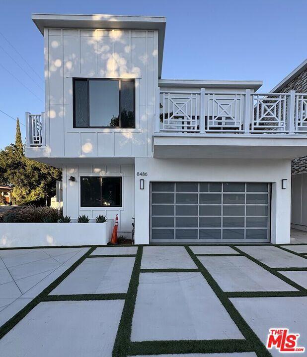 Building Photo - 8486 Winnetka Ave