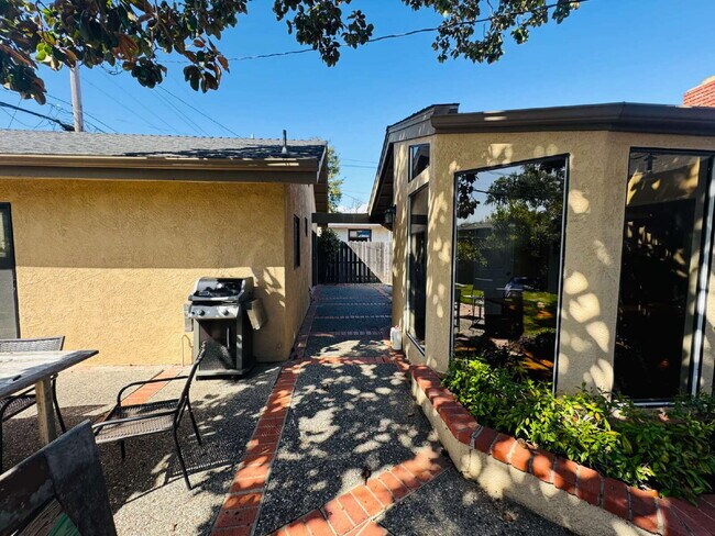 Building Photo - AVAILABLE AUGUST - Remodeled Back House Near Cal Poly - 3 Bedrooms / 1 Bathroom