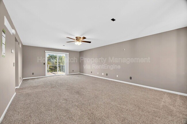 Building Photo - 820 Whisper Creek Ct