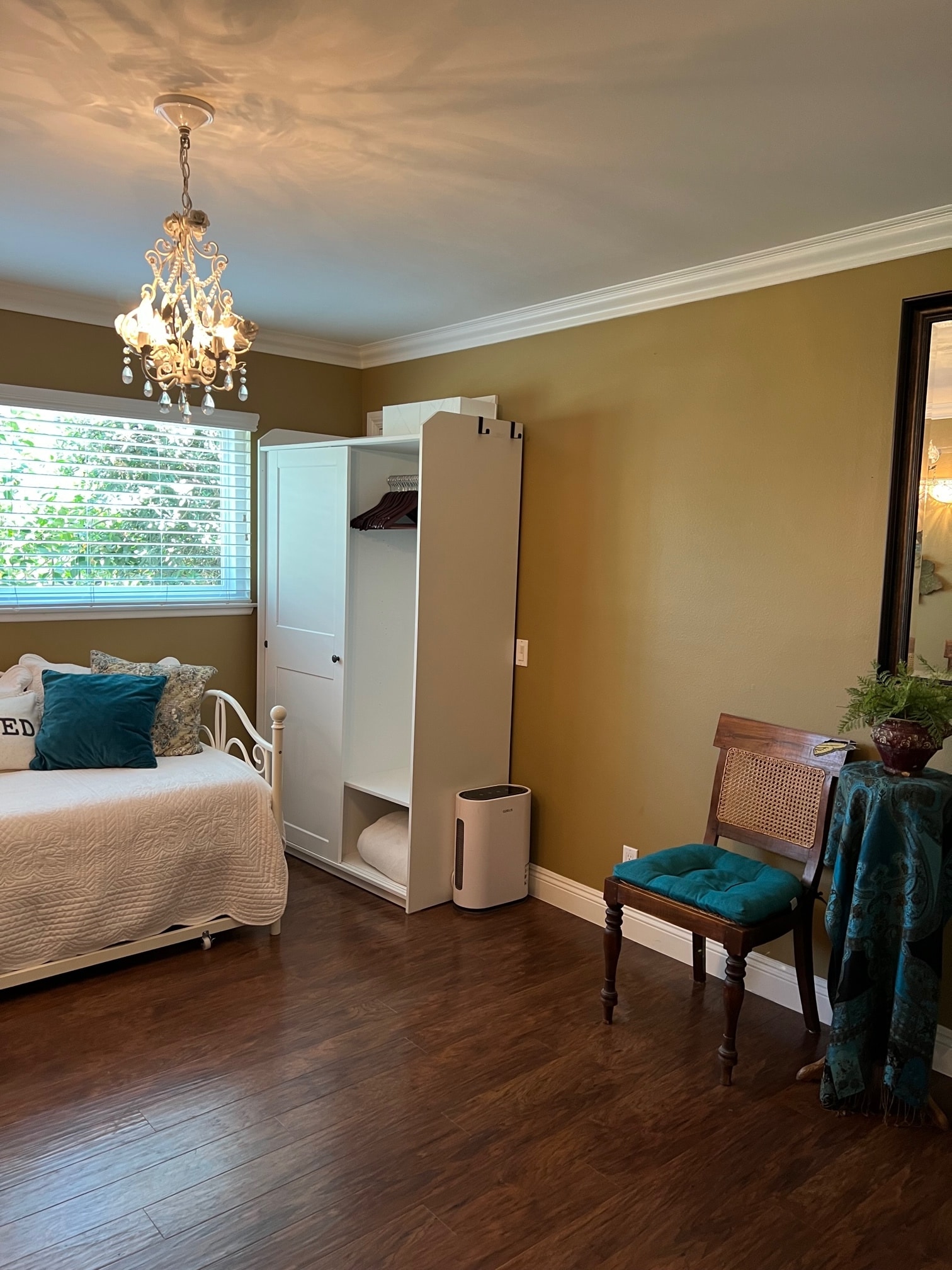 Building Photo - 8396 Visalia St