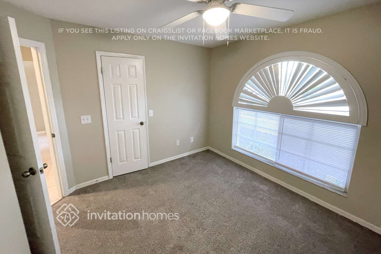 Building Photo - 18823 Rue Loire