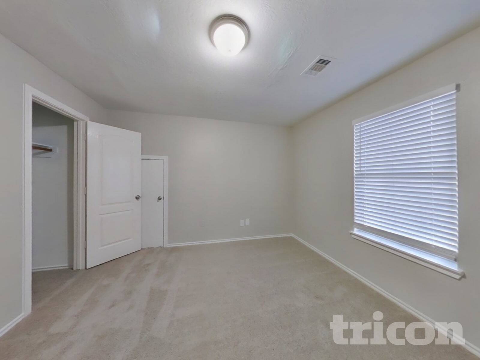 Building Photo - 21207 Woodland Green Dr