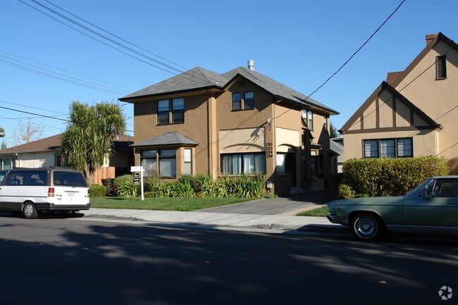 Primary Photo - 150-156 N Ellsworth Ave
