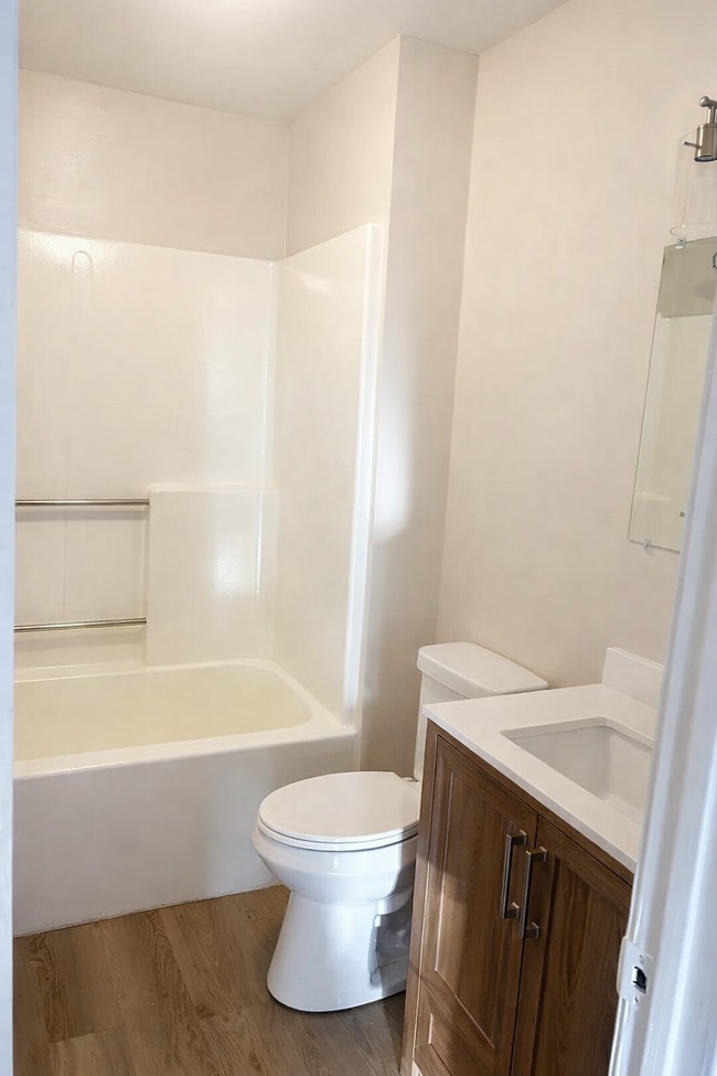 Building Photo - 2002 Bob White Dr