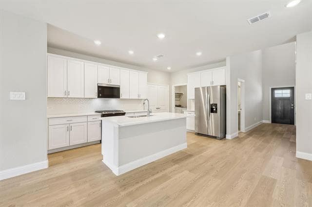 Building Photo - 502 Blanton St