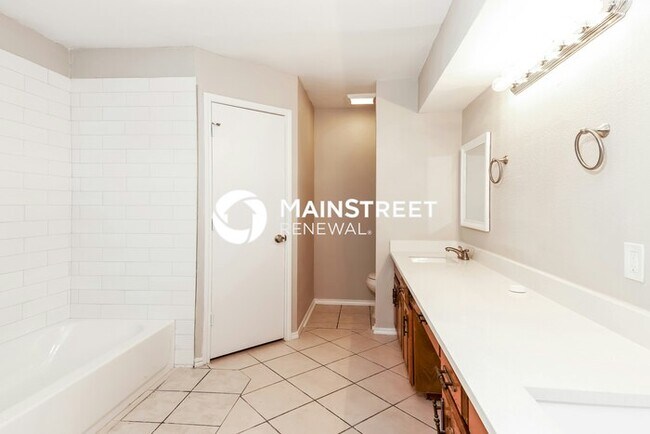 Building Photo - 3 Bedroom Pet-Friendly Home in WATAUGA, TX...